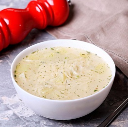 Сырный суп с вермишелью и кабачком