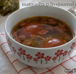 Чечевичный суп с колбасками