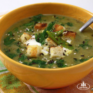 Крем-суп из чечевицы со шпинатом