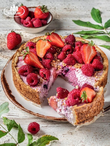 рецепт бисквитного пирога с замороженными ягодами | Дзен