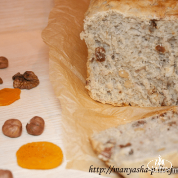 Пшенично-рисовый хлеб с орехами и сухофруктами на яблочном соке